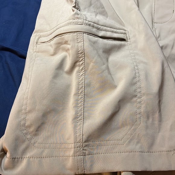 NWT - Chaps Golf Shorts - Picture 3 of 6